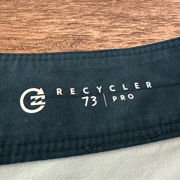 Billabong Mens size 31 Recycler 73 Pro Board Shorts Blue Surfing Swimwear Hybrid - Picture 2 of 4